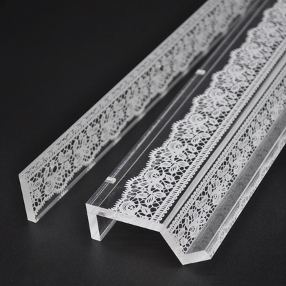 Middle & Main Mahjong - White Lace Mahjong Rack and Pusher, Set of 4