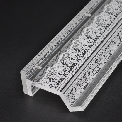 Middle & Main Mahjong - White Lace Mahjong Rack and Pusher, Set of 4
